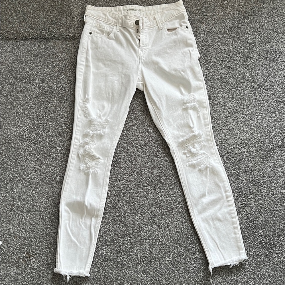 Old Navy White Distressed Skinny Jeans - Picture 2 of 7